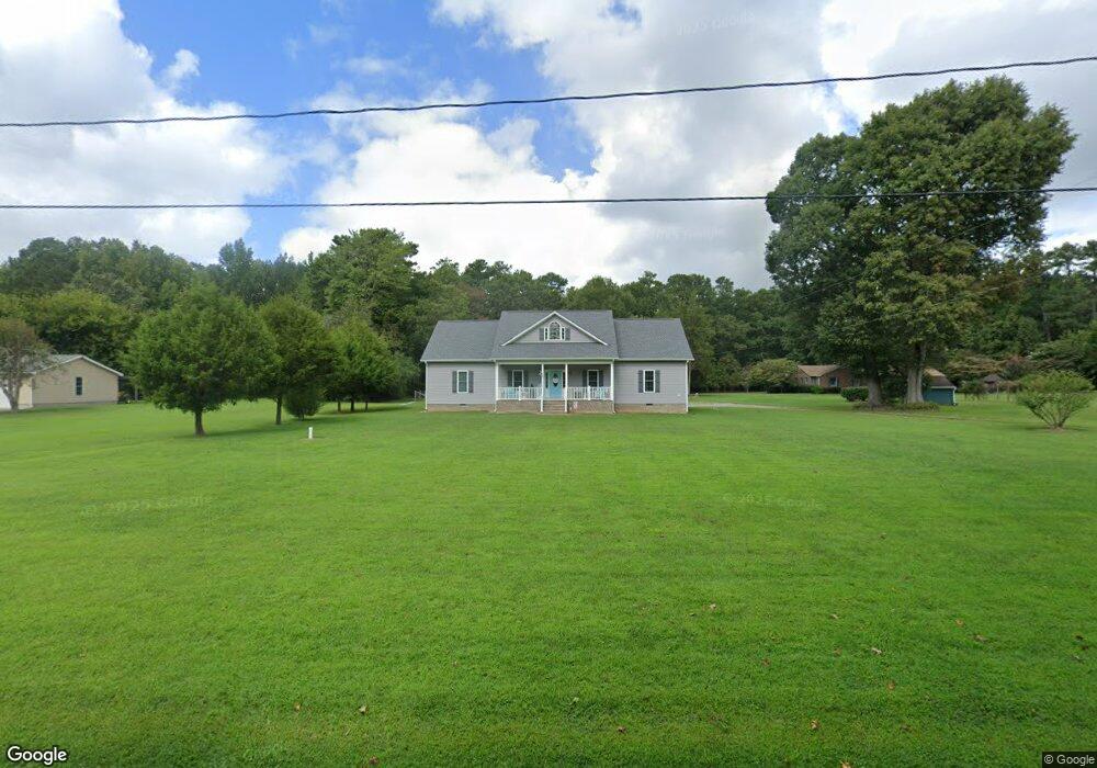 820 E Euclid Blvd, West Point, VA 23181 - photo 1