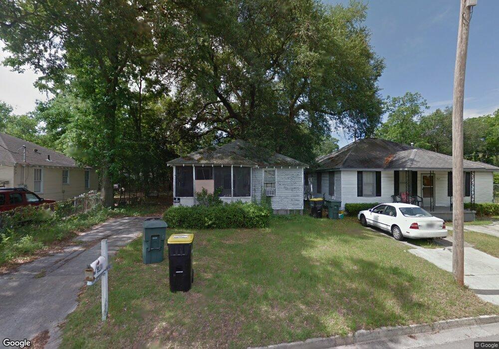 1903 Duval St, Savannah, GA 31404 - photo 1