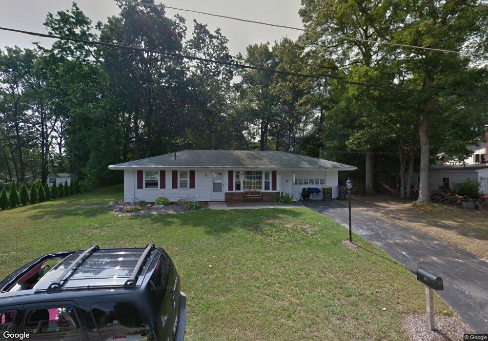 93 Clarence Rd, Bellingham, MA 02019 - photo 1