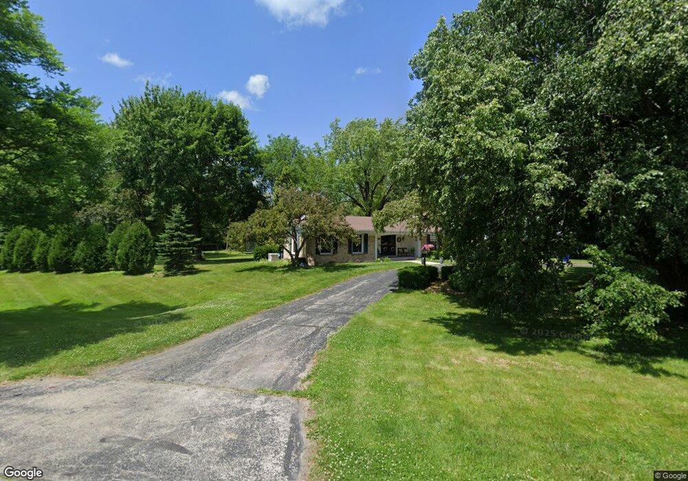 2005 Hollyhock Ln, Elm Grove, WI 53122 - photo 1