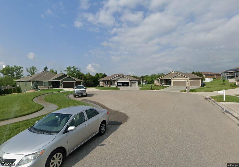 5743 SW Cedar Ct, Topeka, KS 66610 - photo 1