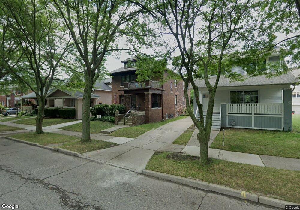 1031 Beaconsfield Ave unit 1033, Grosse Pointe Park, MI 48230 - photo 1