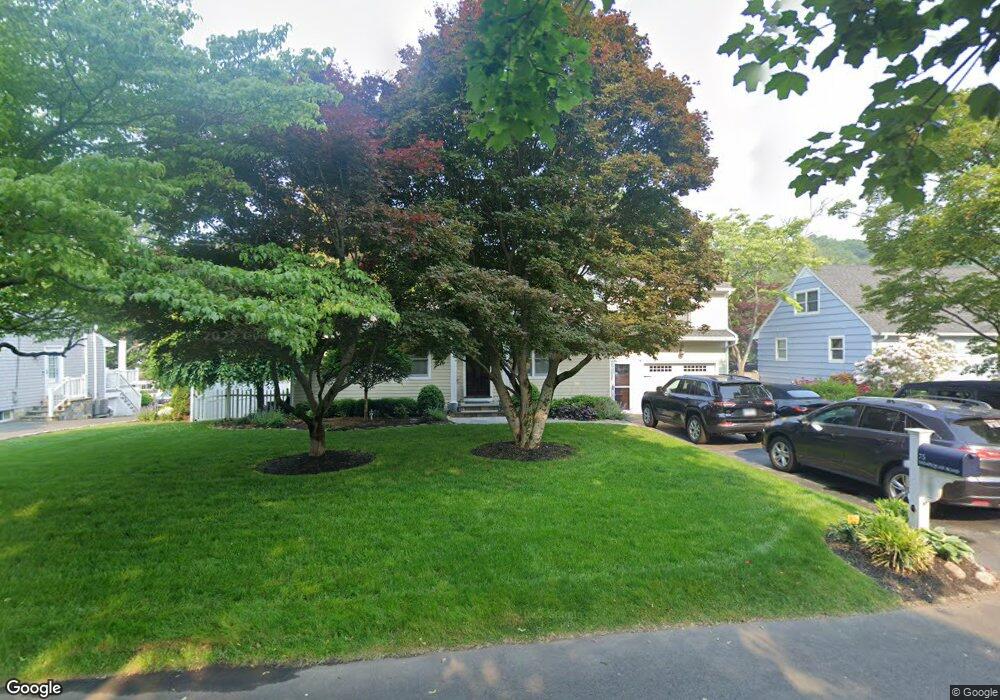 75 Sasapequan Rd, Fairfield, CT 06824 - photo 1