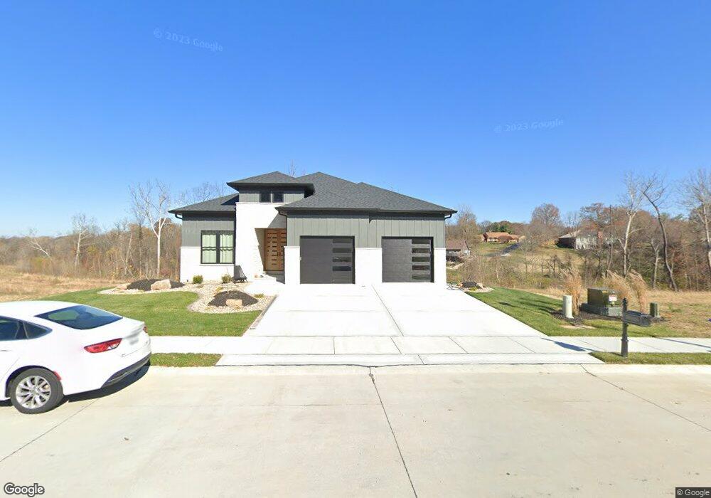 2303 Pelham Ln, Glen Carbon, IL 62034 - photo 1