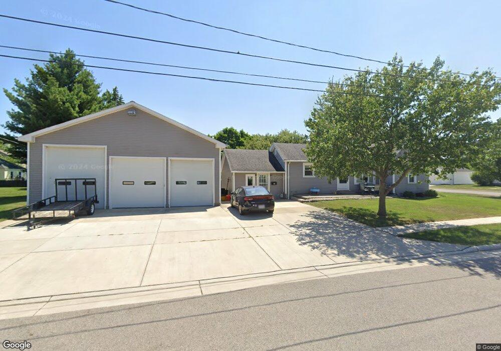 102 Wilson St, Archbold, OH 43502 - photo 1