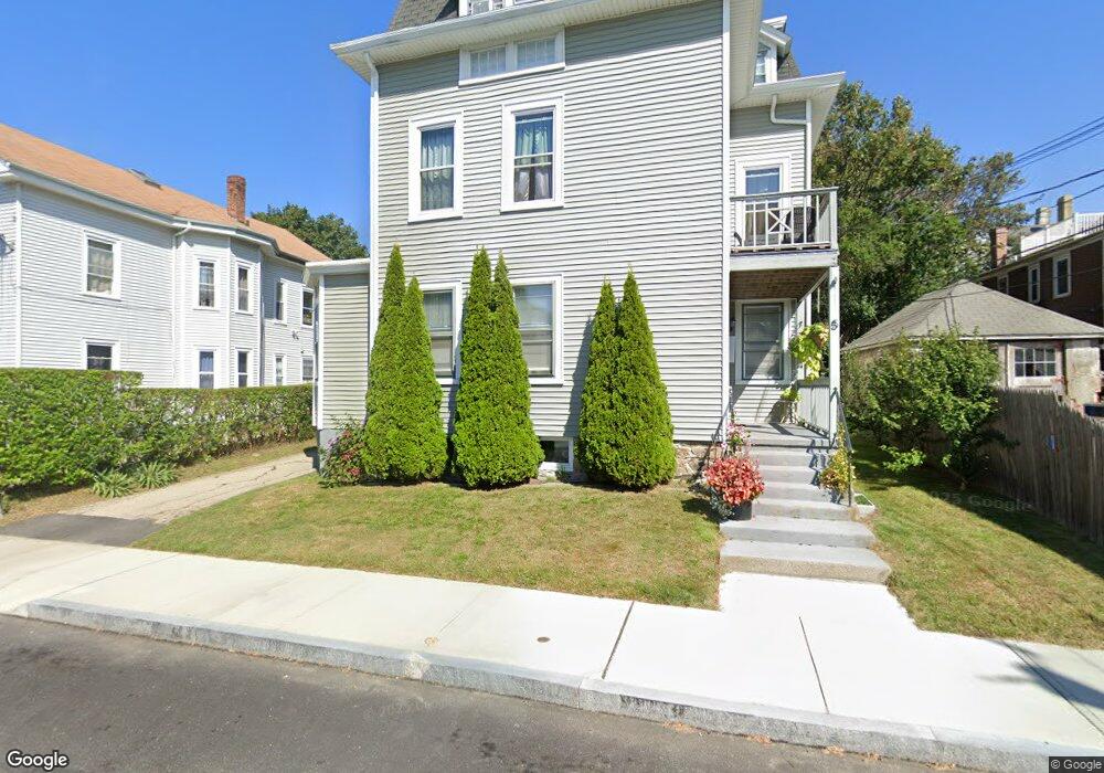 5 Clinton Ave unit 3, Newport, RI 02840 - photo 1