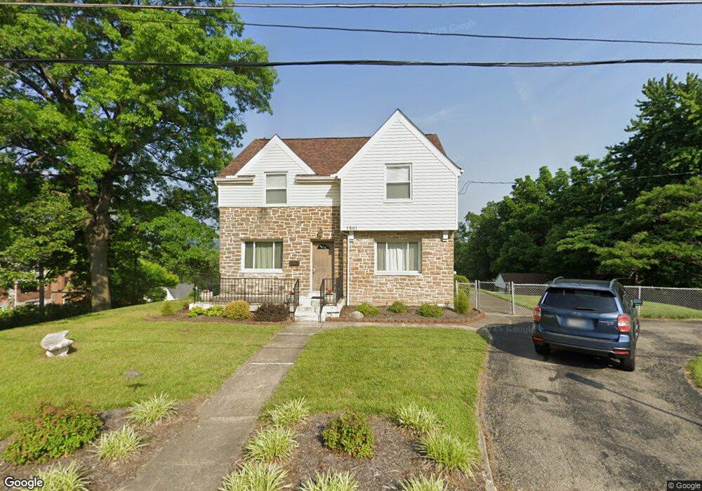 1501 Westview Ct, Cincinnati, OH 45215 - photo 1