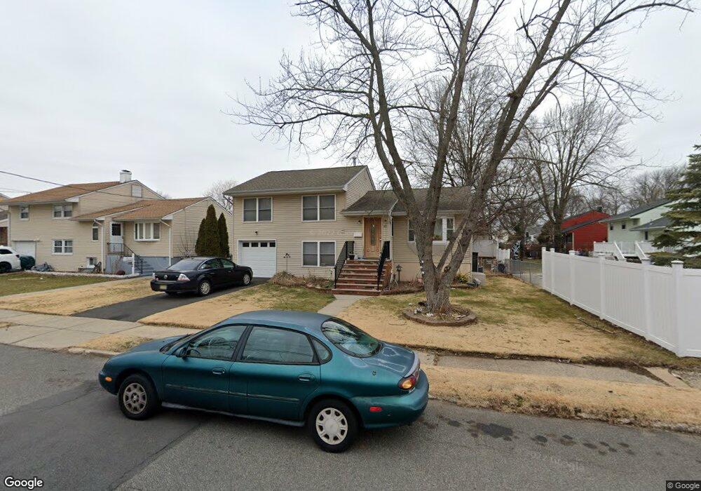 82 Burnham Dr, Fords, NJ 08863 - photo 1