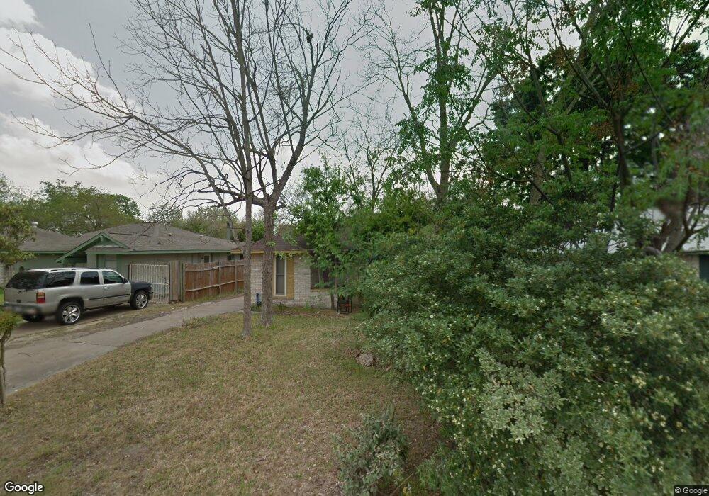 835 Ellington St, Houston, TX 77088 - photo 1