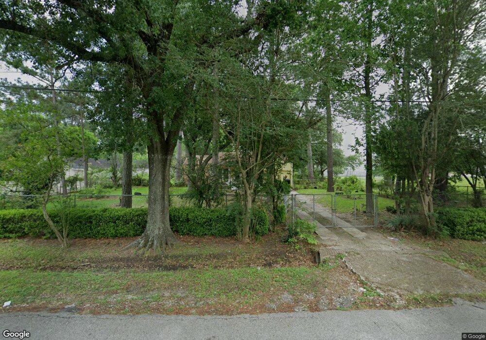 7104 Carothers St, Houston, TX 77028 - photo 1