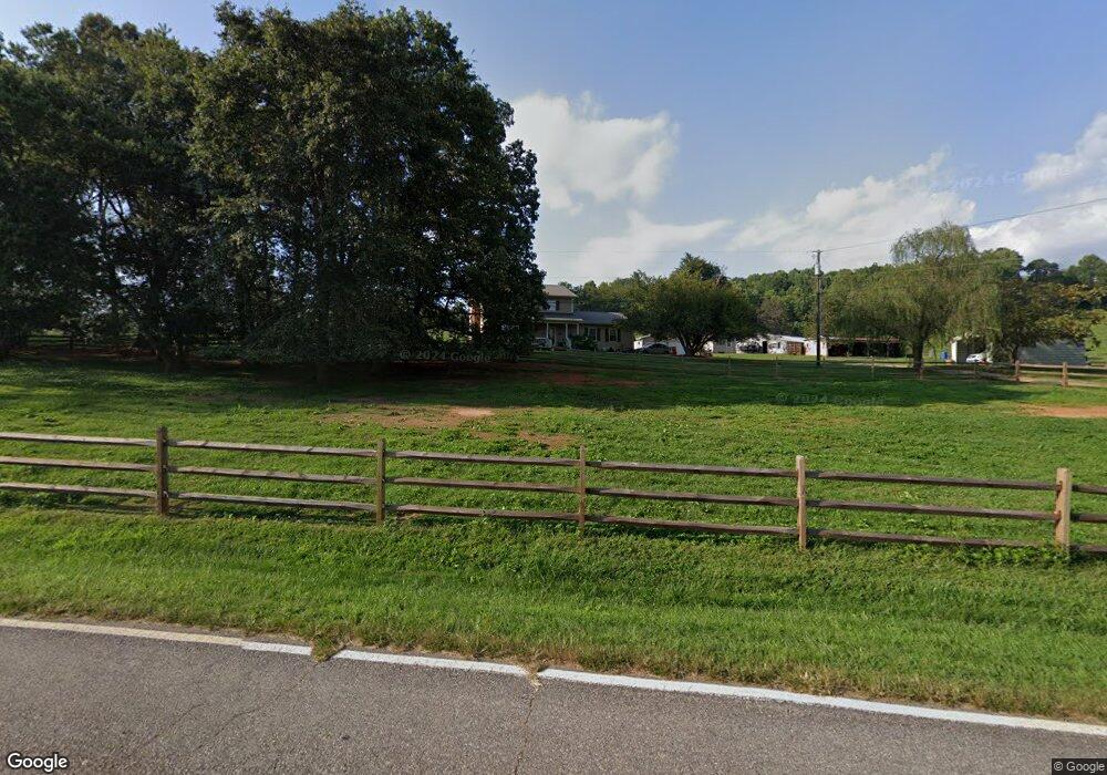 2328 Old Highway 60, Purlear, NC 28665 - photo 1