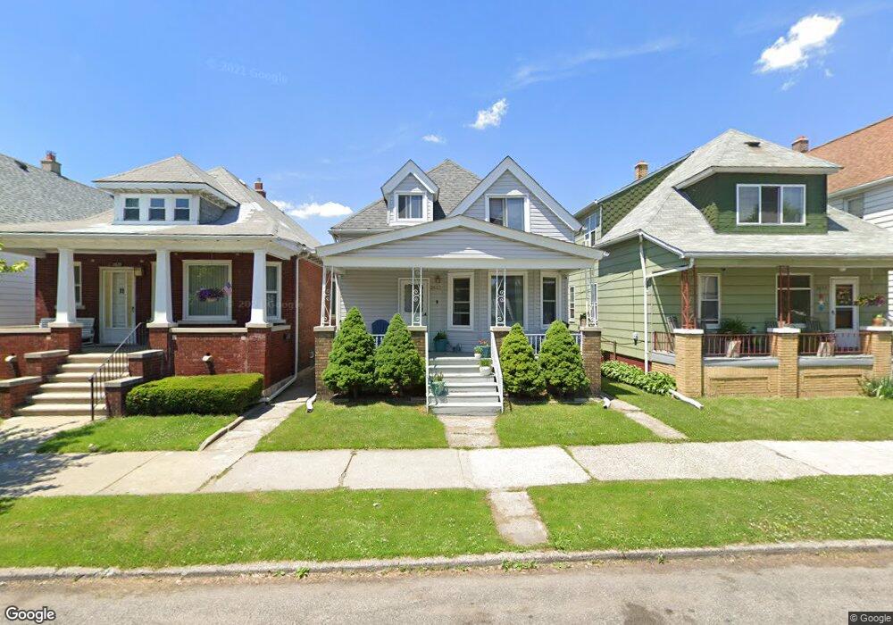 2633 Evaline St, HamtraMcK, MI 48212 - photo 1