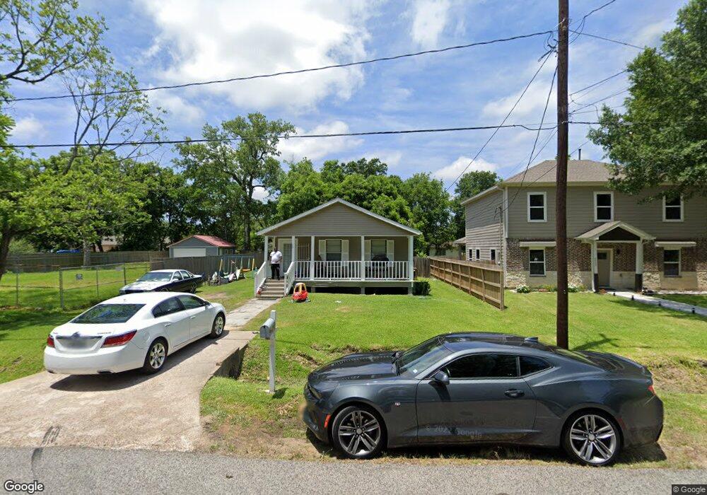 6635 Hoffman St, Houston, TX 77028 - photo 1