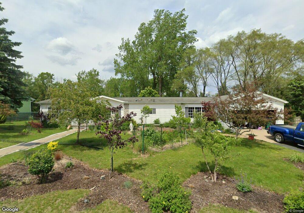 418 Ojibway St, Oscoda, MI 48750 - photo 1