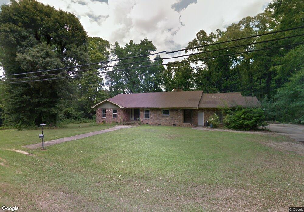 824 Northwest Ave, McComb, MS 39648 - photo 1
