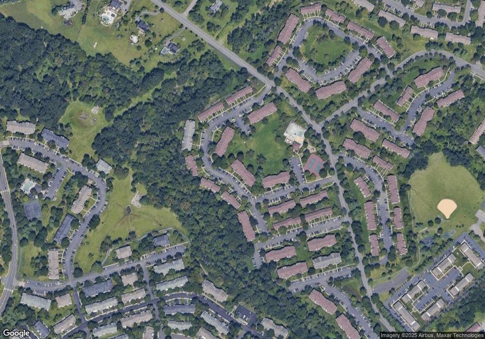 64 Lindsey Ct, Franklin Park, NJ 08823 - photo 1