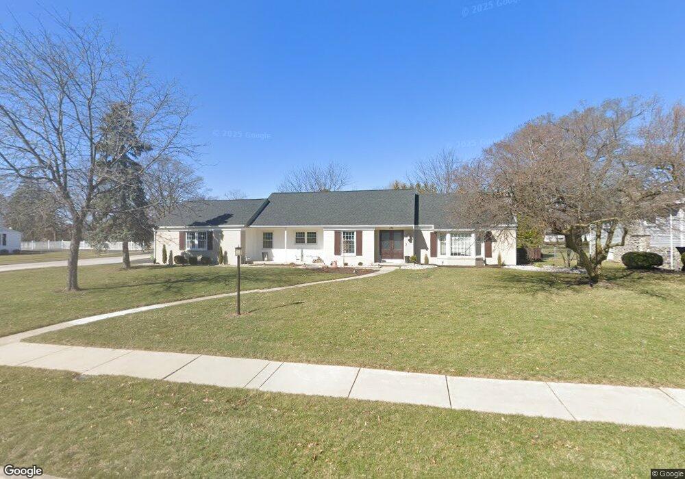 170 Orchard Ln, Findlay, OH 45840 - photo 1