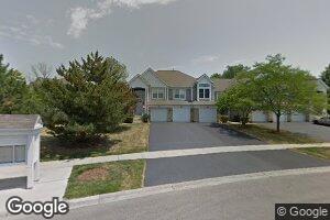 181 Lenox Ct, Carol Stream, IL 60188