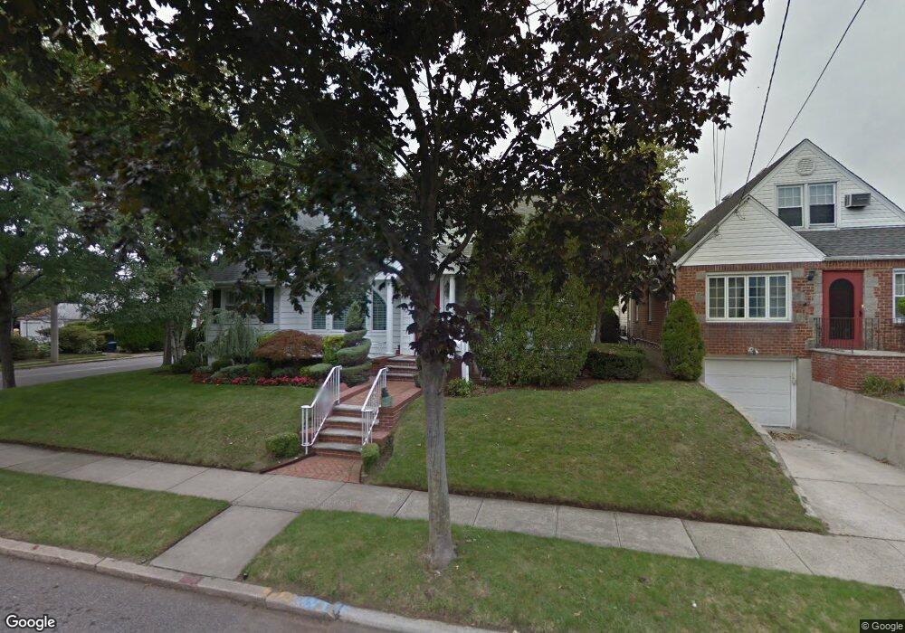 169 Floral Blvd, Floral Park, NY 11001 - photo 1