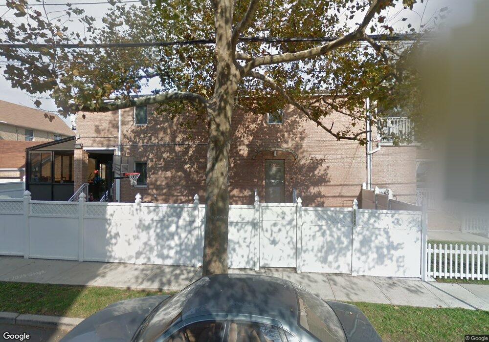 16043 75th Ave, Fresh Meadows, NY 11366 - photo 1