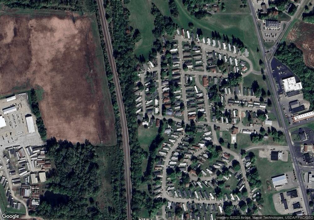 300 Ridgeview Dr, Circleville, OH 43113 - photo 1