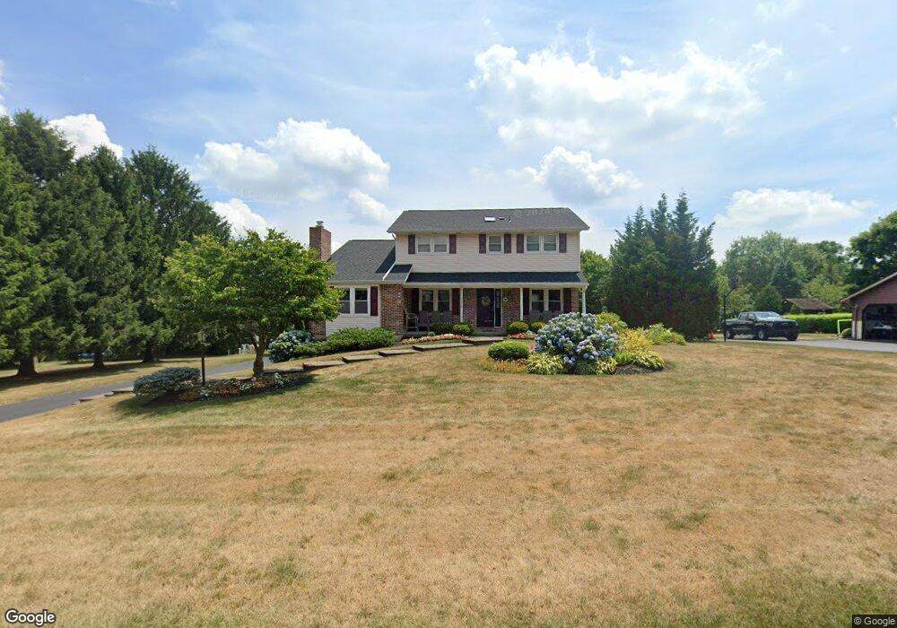 1410 Thomas Dr, Coplay, PA 18037 - photo 1