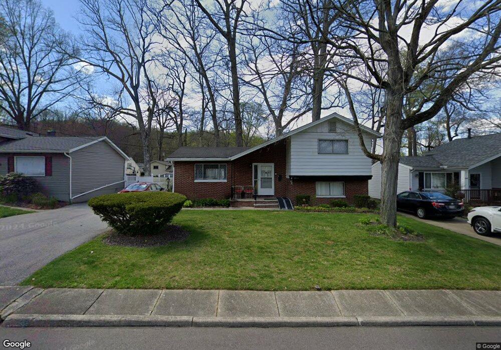 1066 Karen Dr, Akron, OH 44313 - photo 1