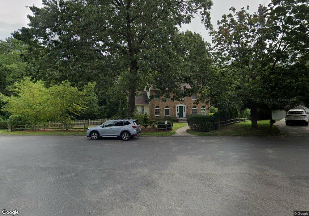 1 Dale St, Burlington, MA 01803 - photo 1