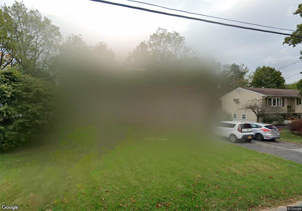 8 Lynbrook Rd, Poughkeepsie, NY 12603 - photo 1