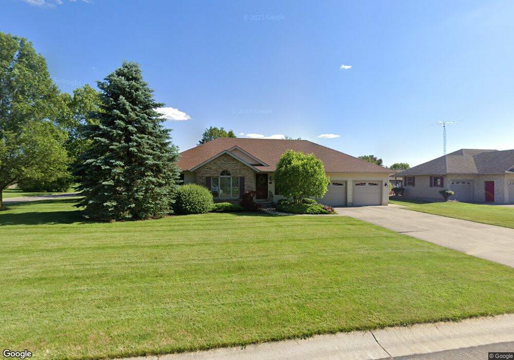 255 Brentwood St, Bucyrus, OH 44820 - photo 1