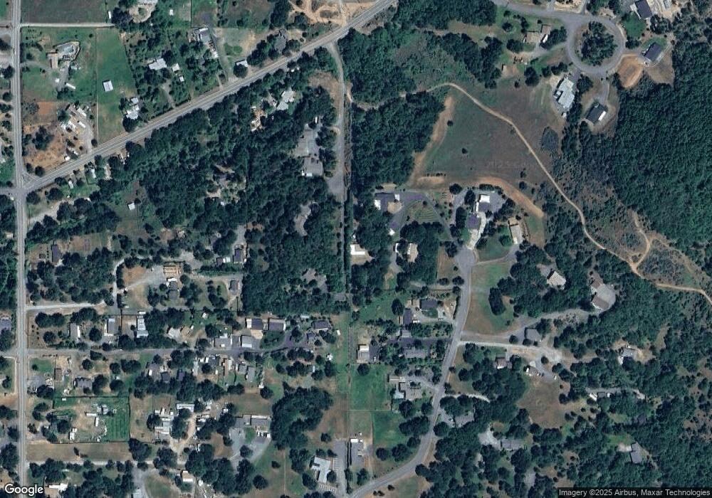 444 Buysman Way, Grants Pass, OR 97526 - photo 1