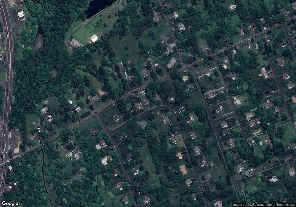 15 Squirrel Rd, Doylestown, PA 18901 - photo 1