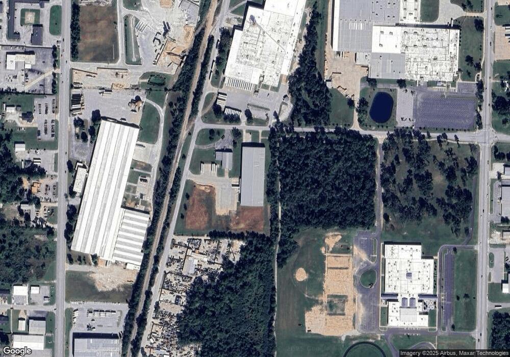 610 W Nursery Rd, Rogers, AR 72758 - photo 1