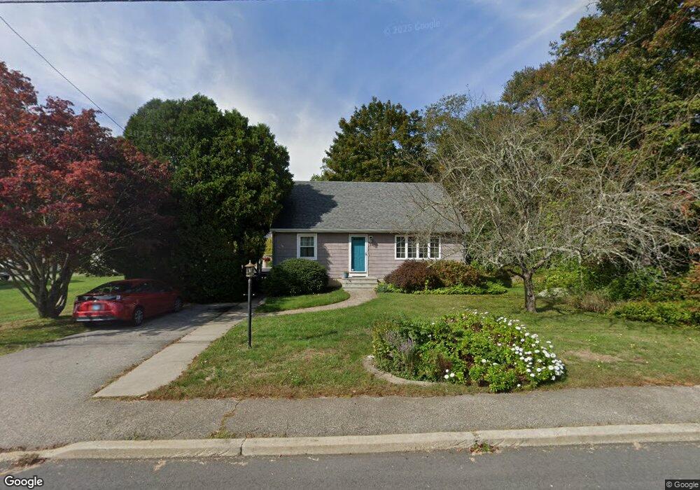 31 Allyn St, Mystic, CT 06355 - photo 1