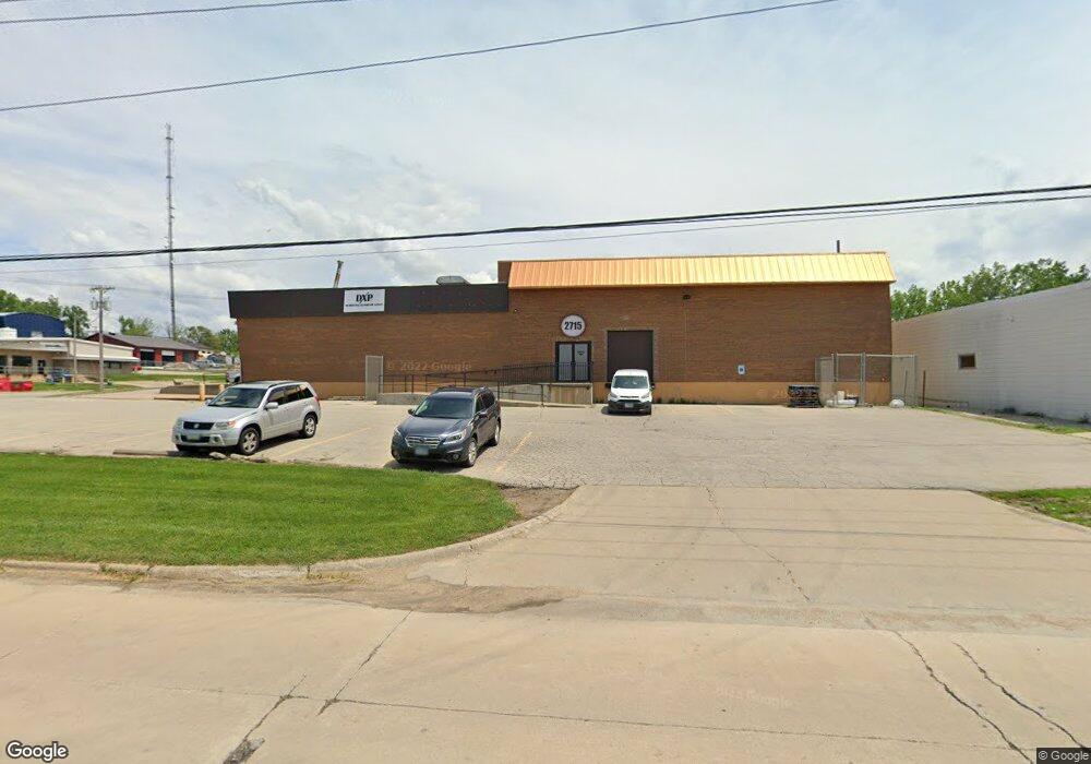 2715 12th St SW, Cedar Rapids, IA 52404 - photo 1