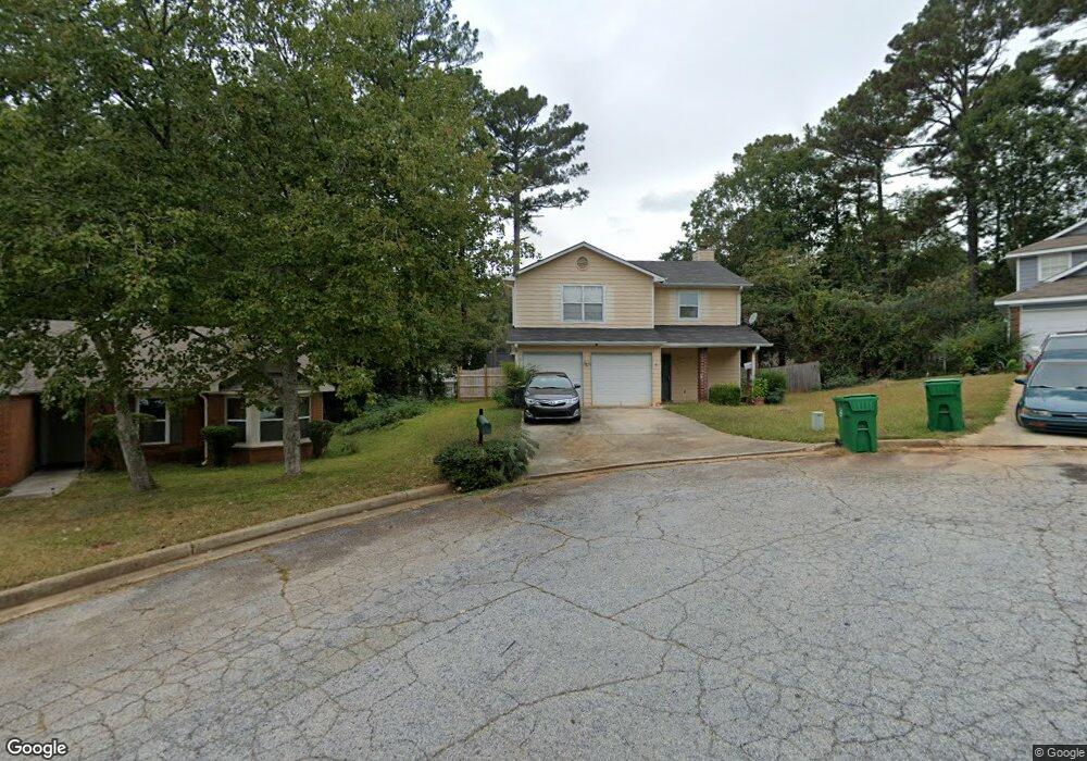 2073 Corners Circle Trace unit 2, Lithonia, GA 30058 - photo 1