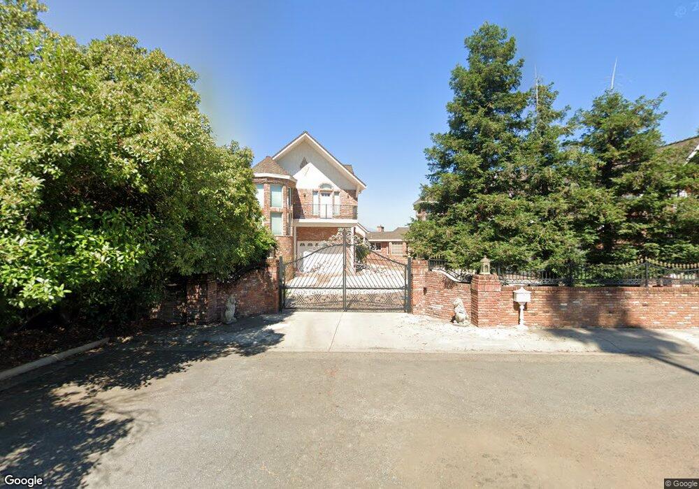 1892 Crestmont Dr, Redding, CA 96002 - photo 1