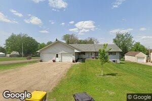 301 Kruse St, Welcome, MN 56181
