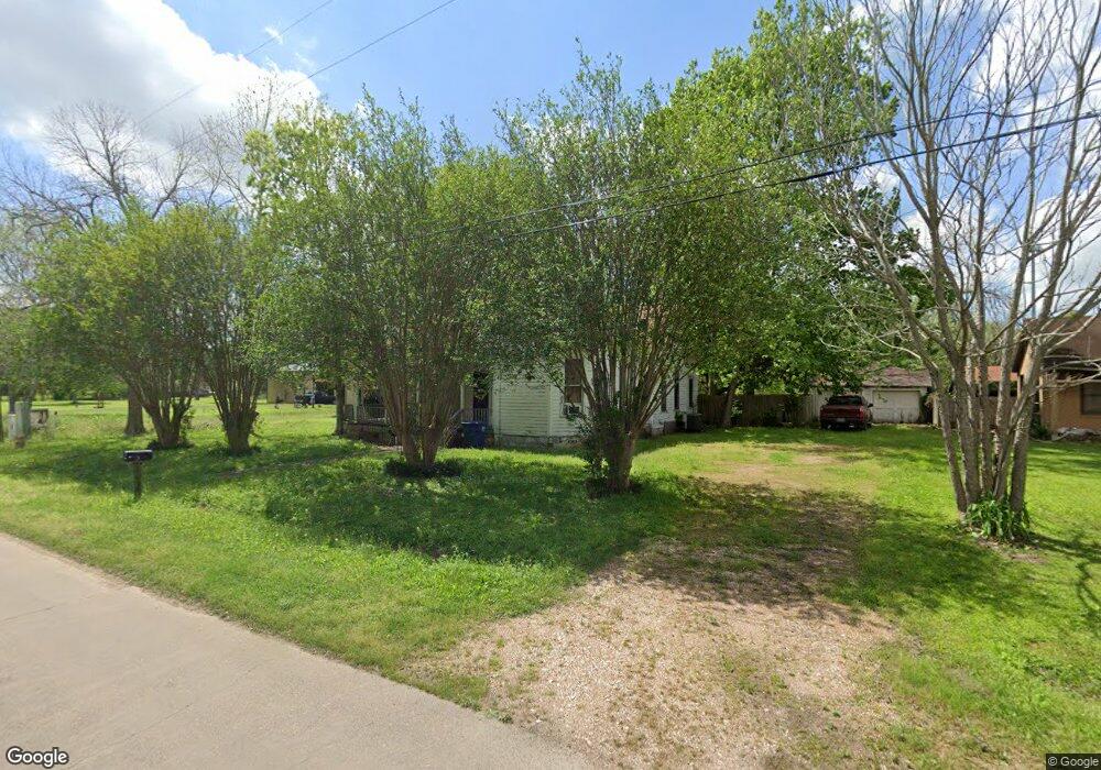 2616 Cottonwood Ave, Bay City, TX 77414 - photo 1