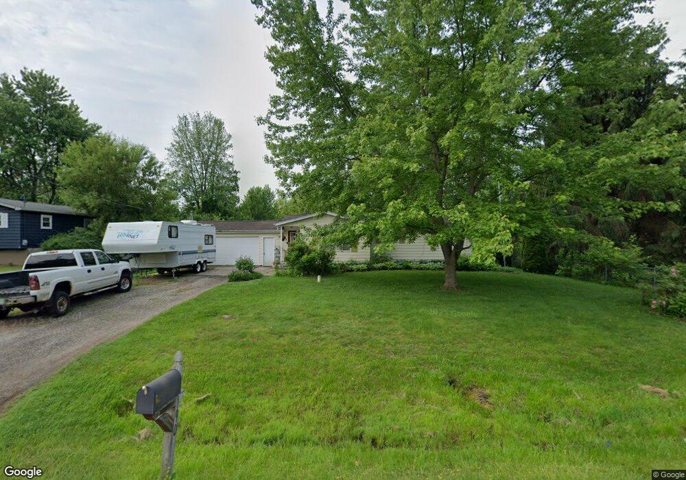 6190 Finch Ln, Flint, MI 48506 - photo 1