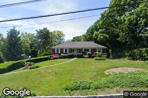 17 Scott Cir, Purchase, NY 10577