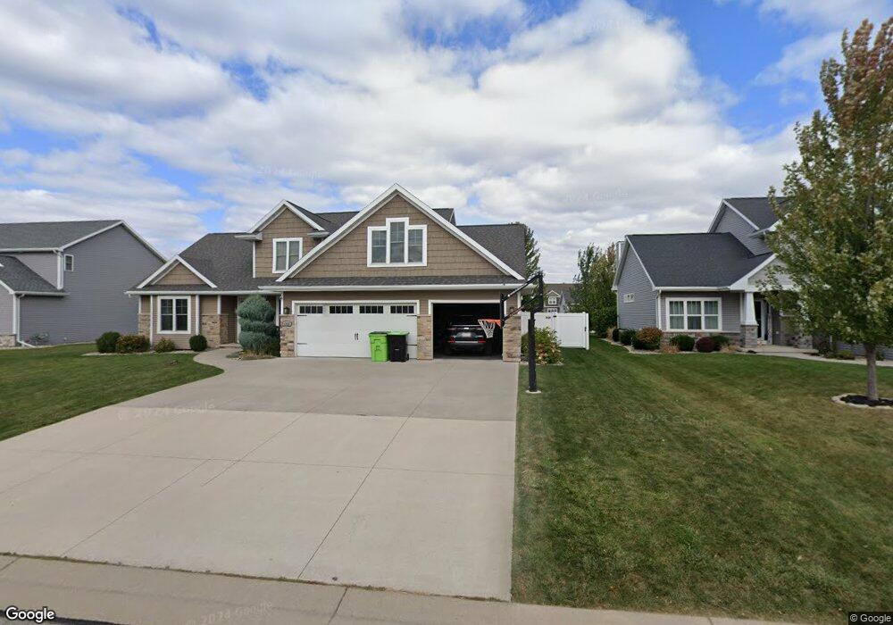 W5958 Daffodil Dr, Appleton, WI 54915 - photo 1