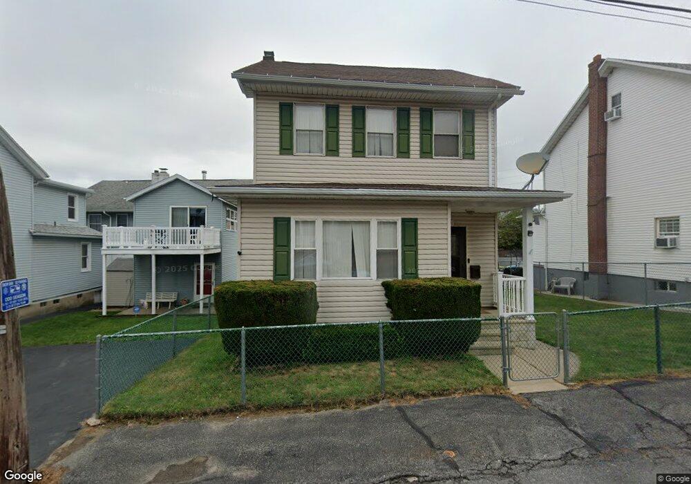 533 E Chestnut St, Hazleton, PA 18201 - photo 1