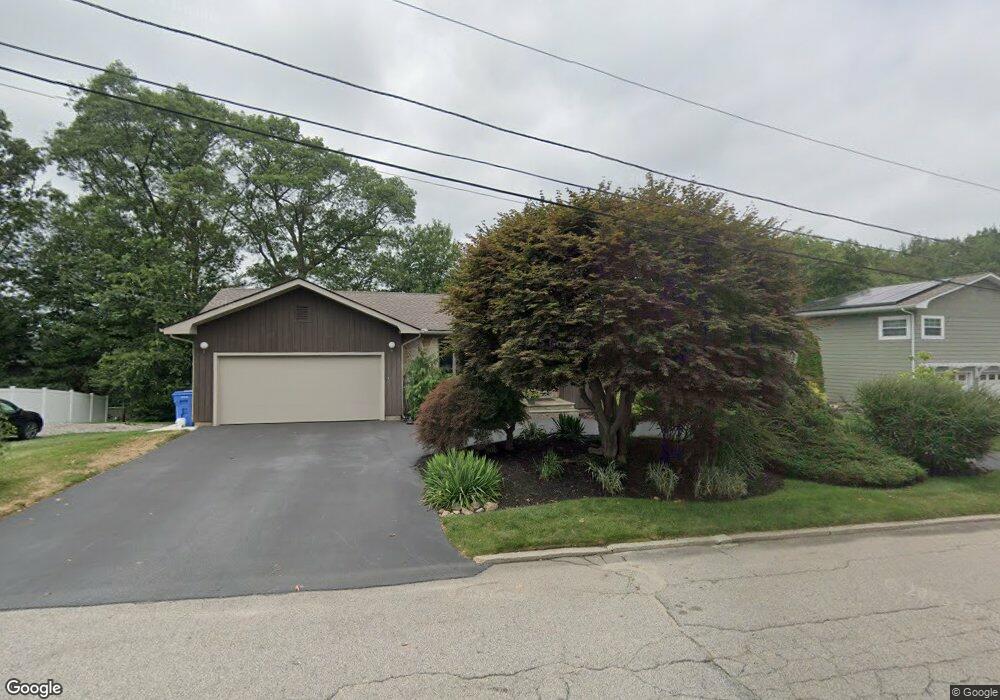 22 Snowdrop Dr, Cranston, RI 02920 - photo 1