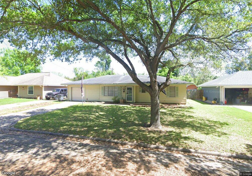 1321 Andrea Dr, Bay City, TX 77414 - photo 1