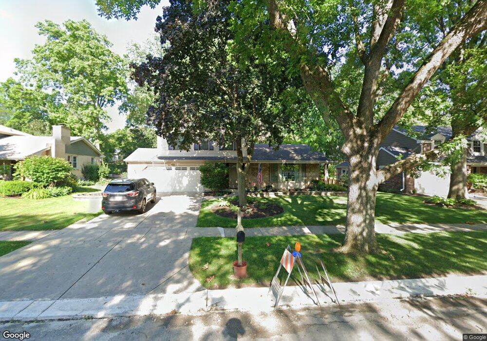 1536 Shenandoah Ln, Naperville, IL 60563 - photo 1