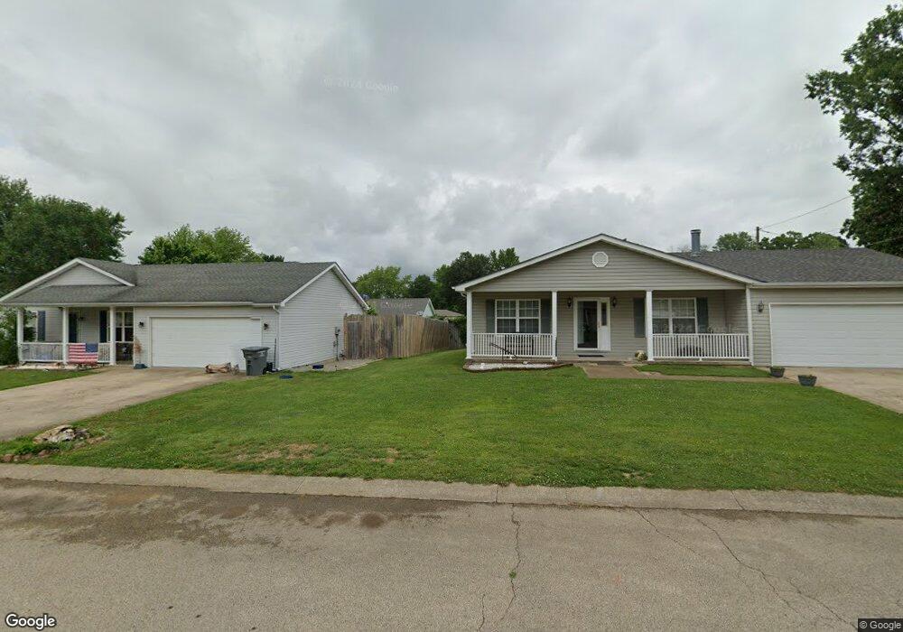 553 Huntleigh Ct, Farmington, MO 63640 - photo 1