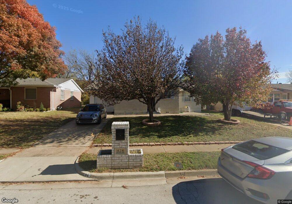 428 Myrtle Dr, Hurst, TX 76053 - photo 1