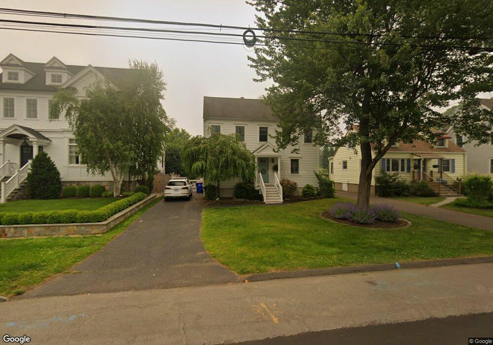 540 Penfield Rd, Fairfield, CT 06824 - photo 1