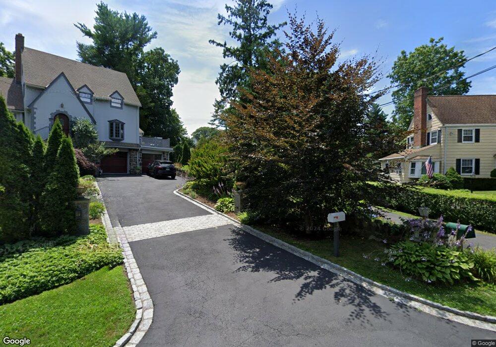 18 Byram Shore Rd, Greenwich, CT 06830 - photo 1